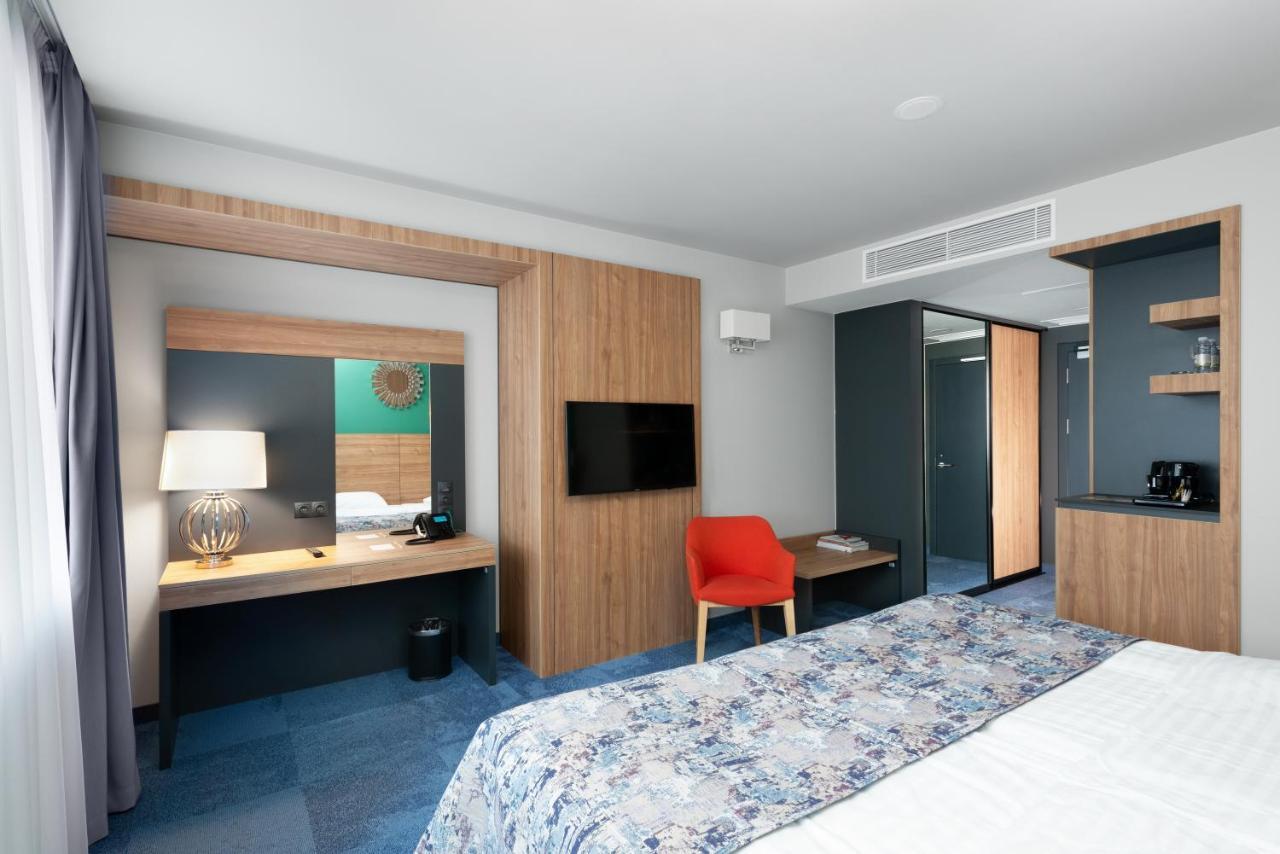 Favor Park Hotel Κίεβο Εξωτερικό φωτογραφία