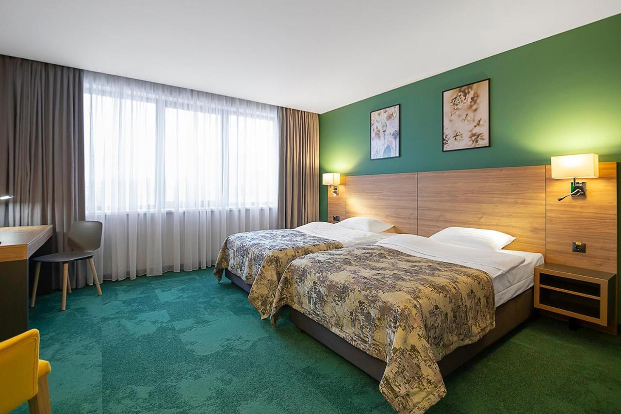 Favor Park Hotel Κίεβο Εξωτερικό φωτογραφία